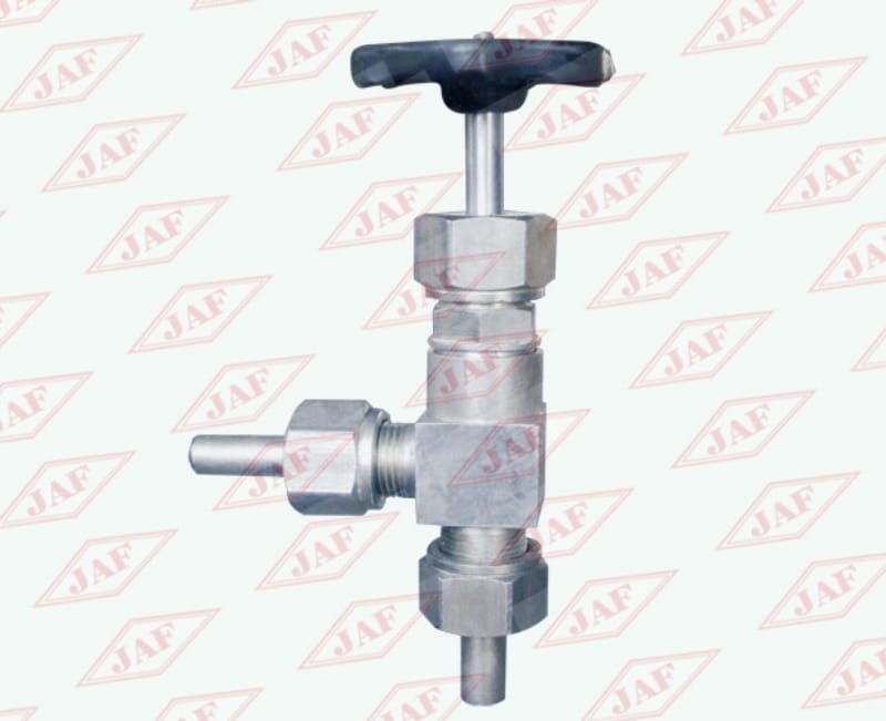 螺紋連接直角截止閥J24F（B）-40（25）、螺紋連接直角節(jié)流閥L24F（B）-40（25）